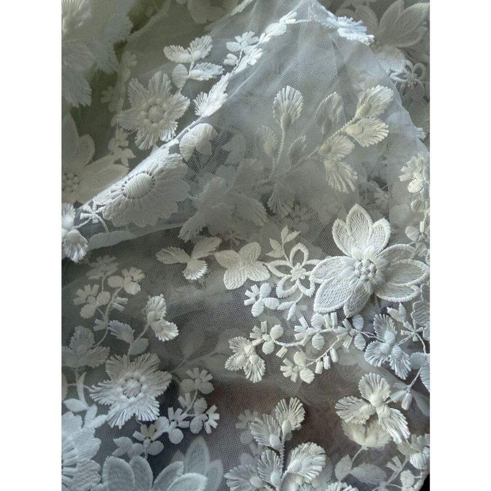 Willowby by Watters Lilia Puff-Sleeve Lace Empire Wedding Gown - Picture 9 of 10